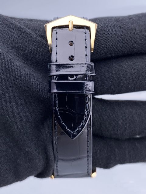 Patek Philippe Calatrava 5227J-001 Image 6